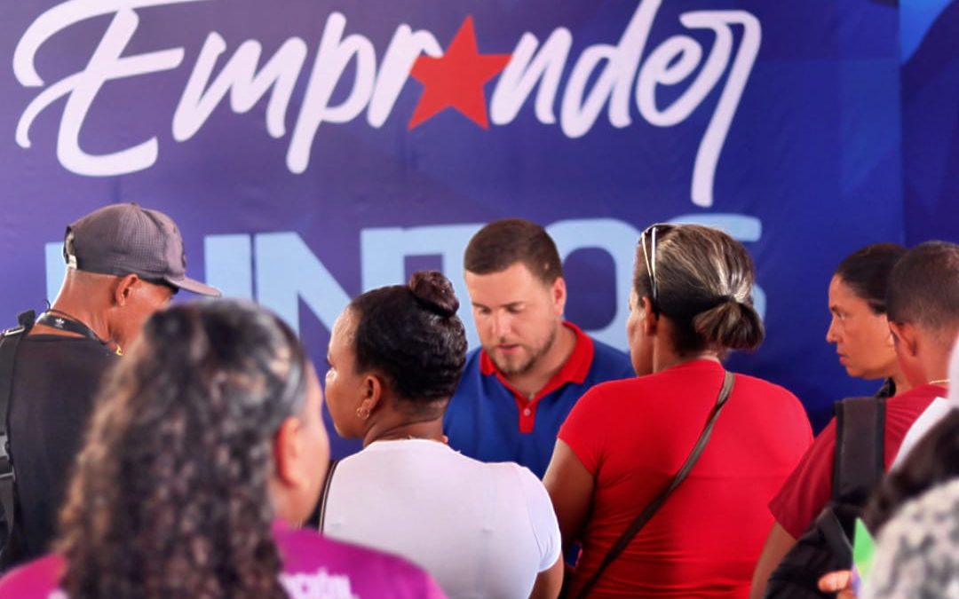 Emprendedores exhiben potencialidades productivas en I ExpoFeria de Emprendimiento Socioproductivo Comunal Brión 2026