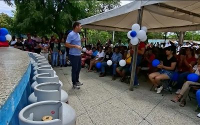 Entregaron 235 bombonas de gas doméstico en Comuna Cacique Yare