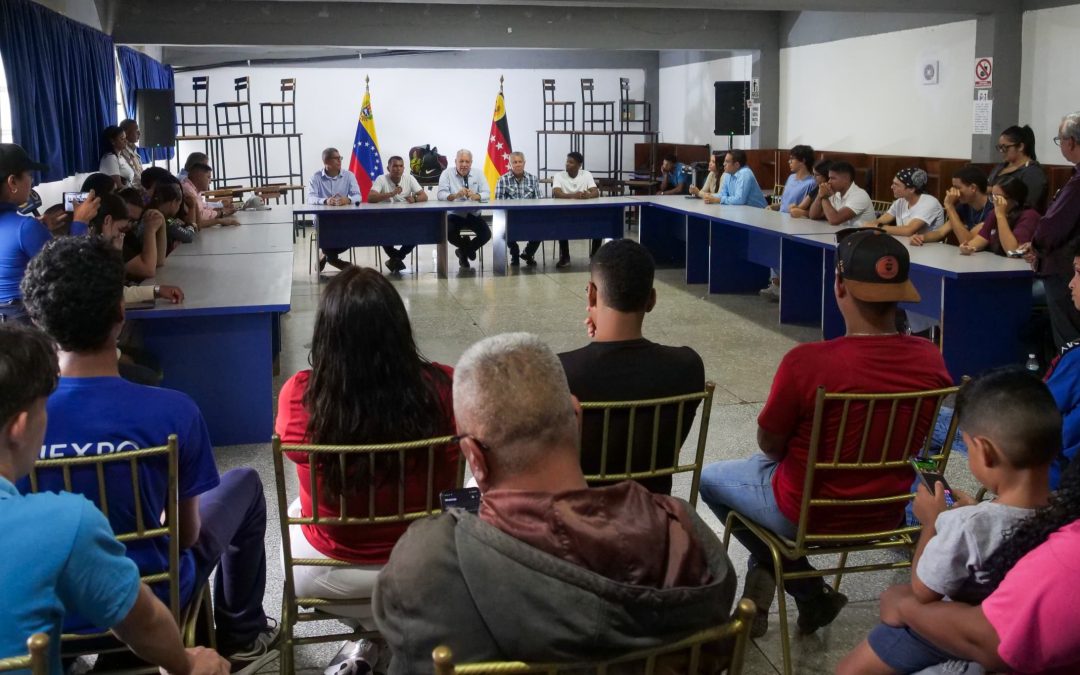 Unexpo de Guarenas estrena baños rehabilitados y anuncia sistema de Consulta Popular Universitaria