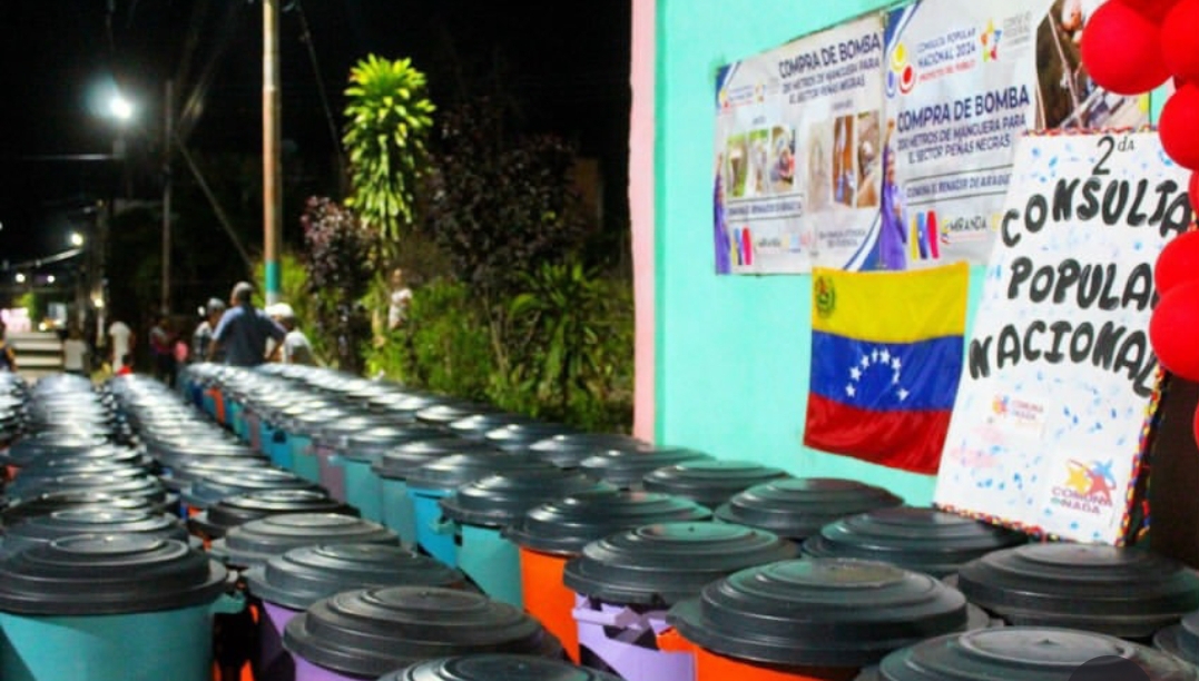 Comuna El Renacer de Araguita recibió pipotes para almacenamiento de agua