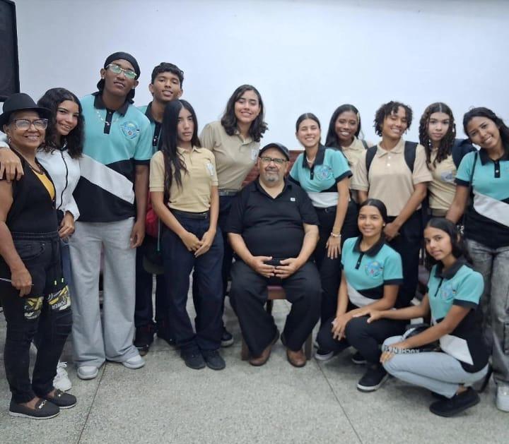 Programa «Identidad Mirandina» vincula a estudiantes de turismo con la historia viva de Plaza – Zamora