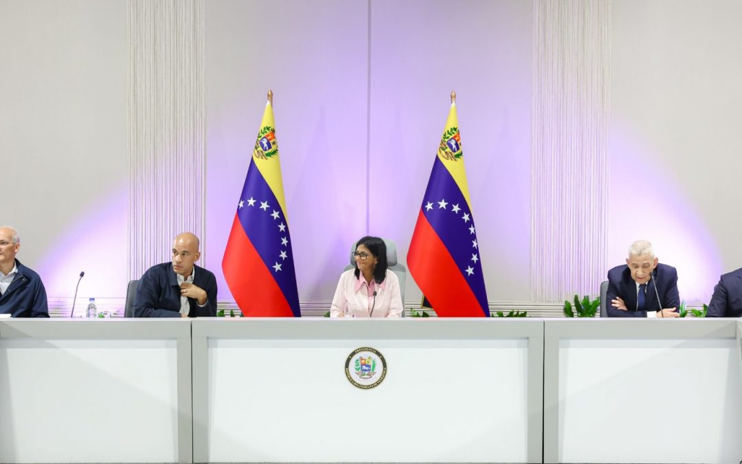 Presidenta (E) Delcy Rodríguez lidera diálogo nacional de Consensos Laborales y Sociales para el desarrollo productivo