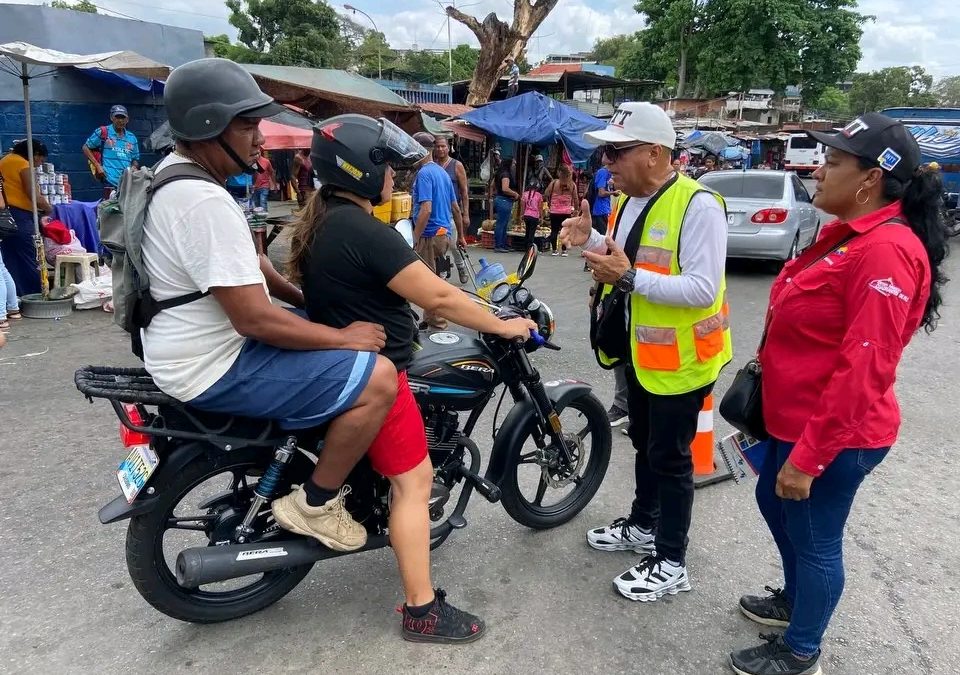 Concientizan a motorizados en terminal de Ocumare del Tuy