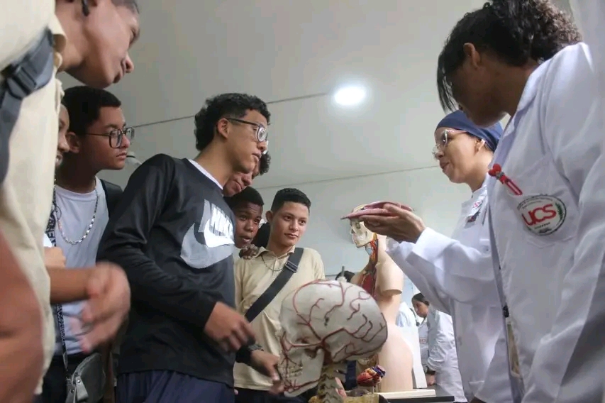 Realizan feria de Oportunidades Universitarias en Ocumare del Tuy