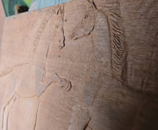 Gobernador Elio Serrano apoya experiencia de arte ancestral en El Hatillo