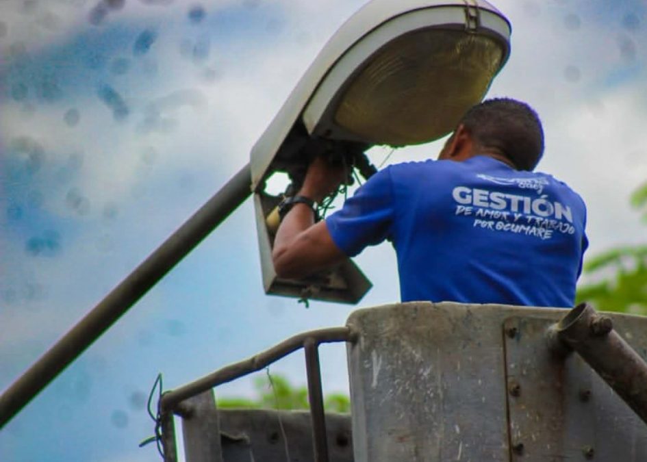 Quebrada Chaparral recibe trabajos de limpieza integral ante temporada de lluvia