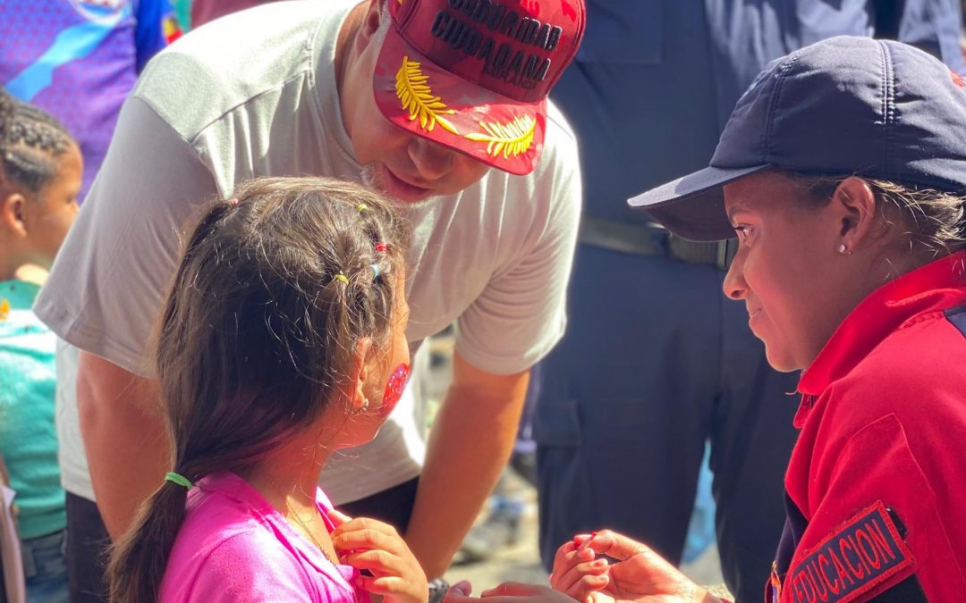 Bomberos de Miranda fortalecen integración comunitaria en El Sotillo