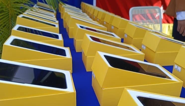 Cuadrantes de Paz de Ocumare del Tuy reciben equipos móviles