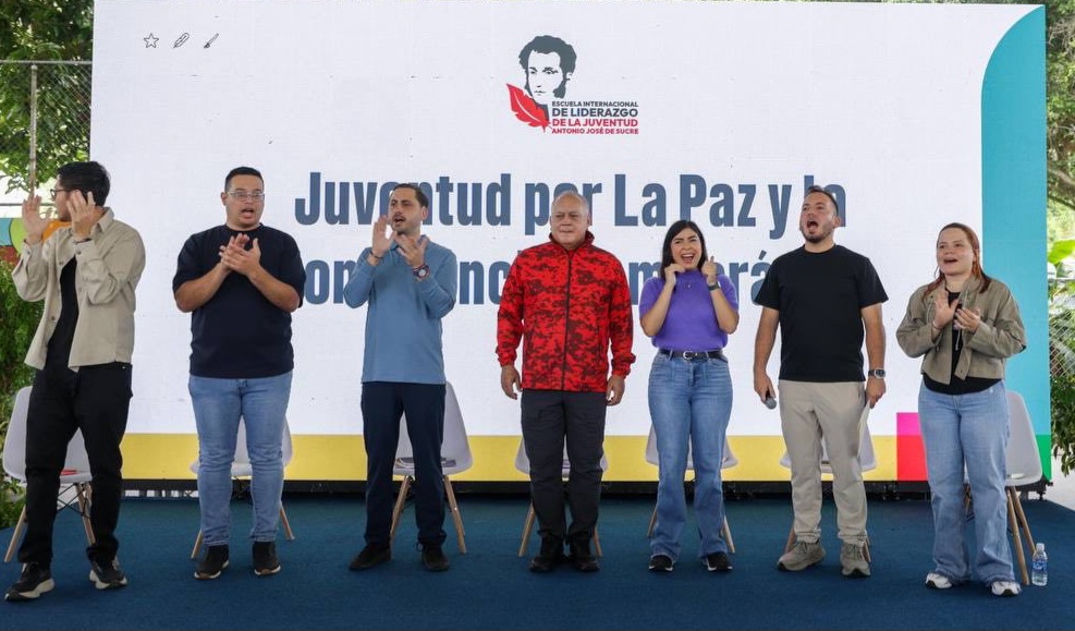 Diosdado Cabello insta a la juventud a blindar la unidad y defender la Constitución