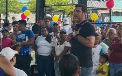 Comuna Renacer de Araguita 4 de Tomás Lander reestrena cancha deportiva