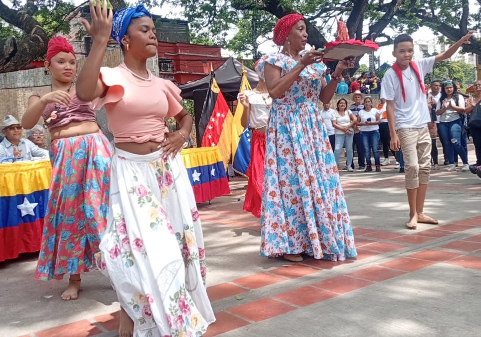 Charallave enaltece resistencia e historia afrovenezolana con acto cultural y solemne