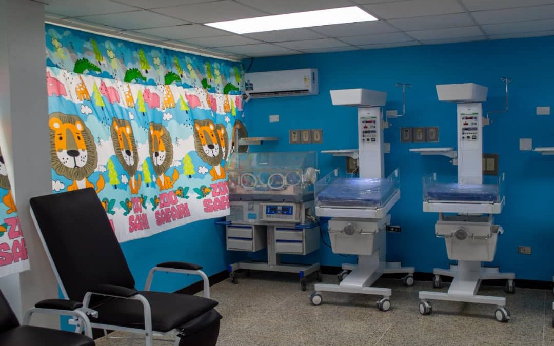 Entregan Unidad de Cuidados Intensivos Neonatales del Hospital General de Valles del Tuy