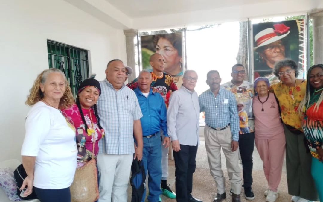 Encuentro nacional de Burras y Burriquitas traza estrategias para incorporarse en el ciclo festivo de la Navidad