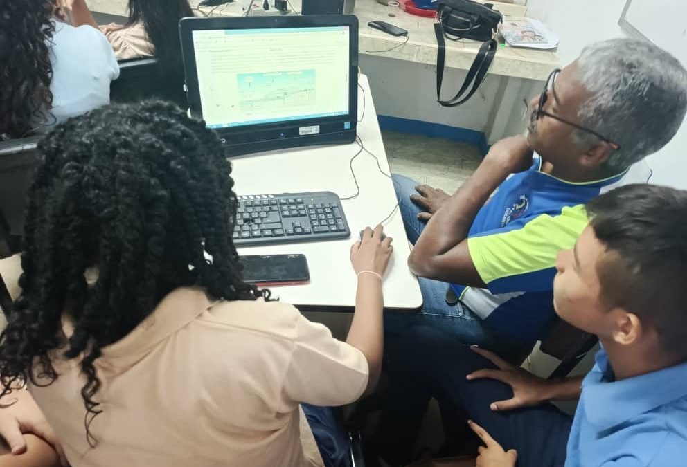 Estudiantes de los 21 municipios de Miranda presentan prueba clasificatoria de la Olimpiada Venezolana Juvenil de Ciencias