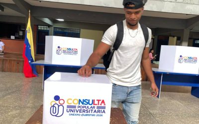 En Guarenas se realizó la primera Consulta Popular Universitaria
