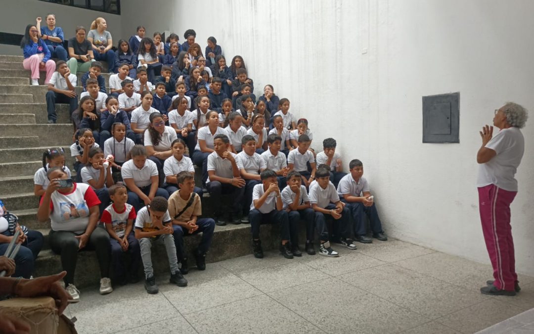 Estudiantes de Zamora participan en muestra didáctica sobre la expresión cultural San Juan de Guatire