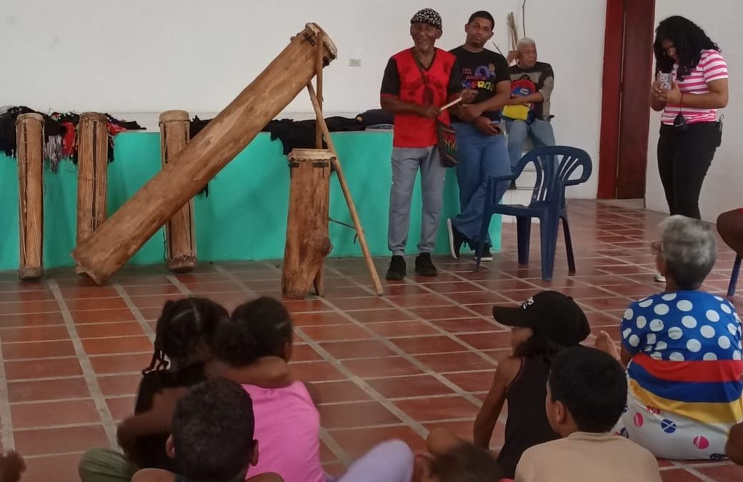 Tapipa participó en taller sobre  tambores quitiplás, culo’e puya y mina en Miranda