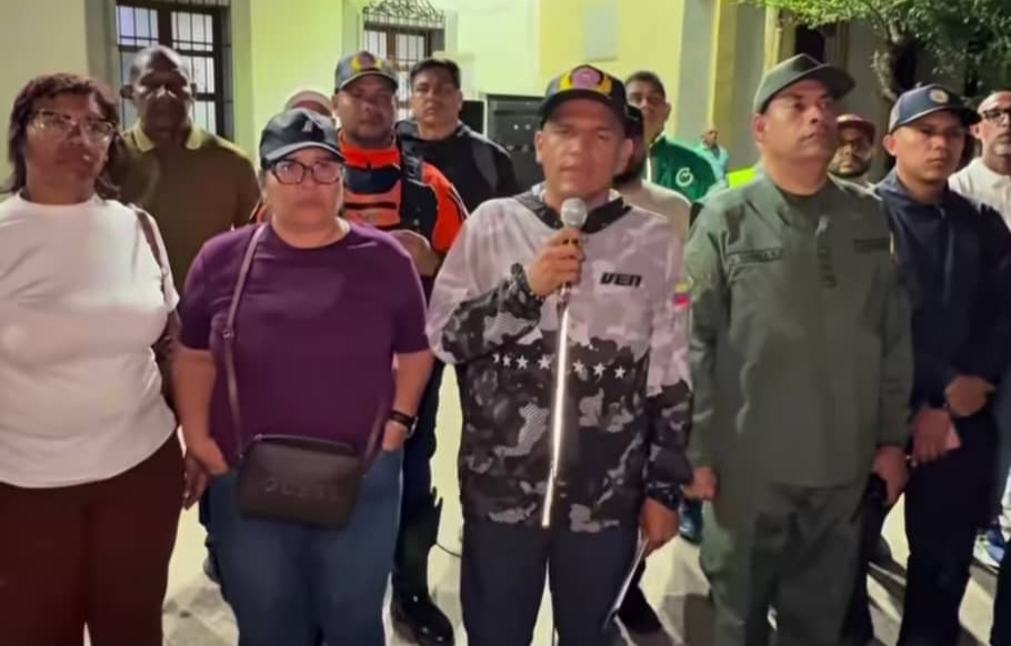 Activan comando permanente de comunicación y respuesta inmediata en municipio Plaza