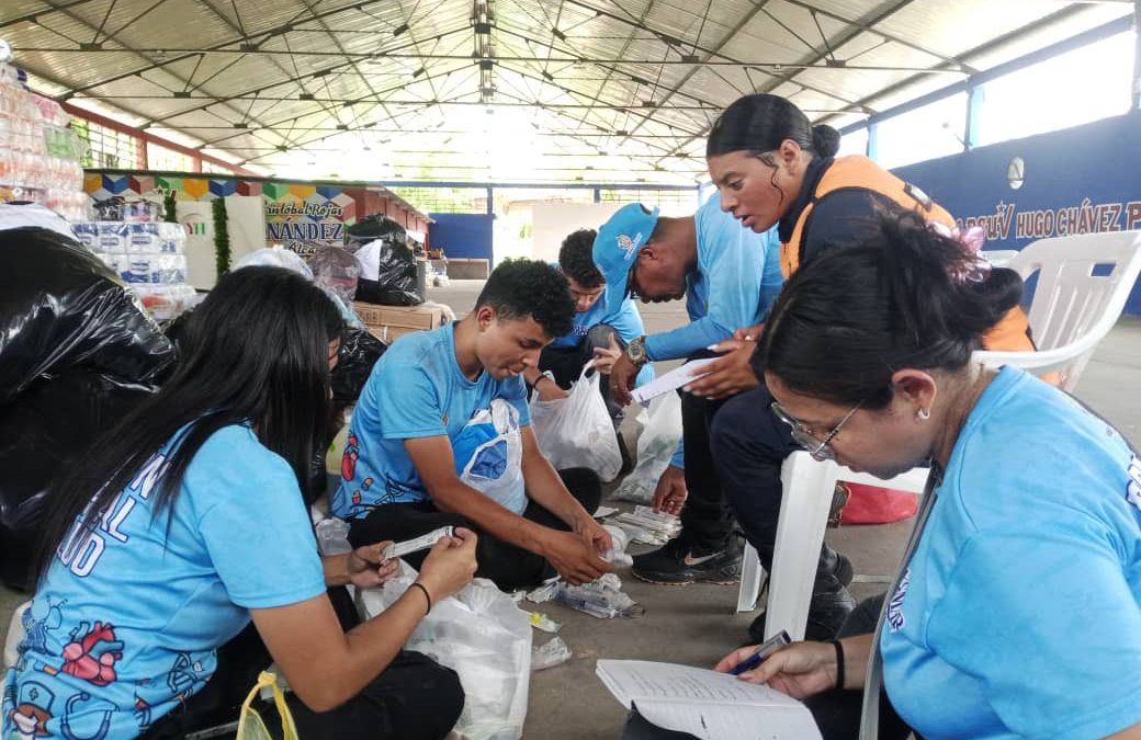 ¡Solidaridad tuyera sin fronteras! Cristóbal Rojas recibe a familias de La Guaira afectadas por terremotos