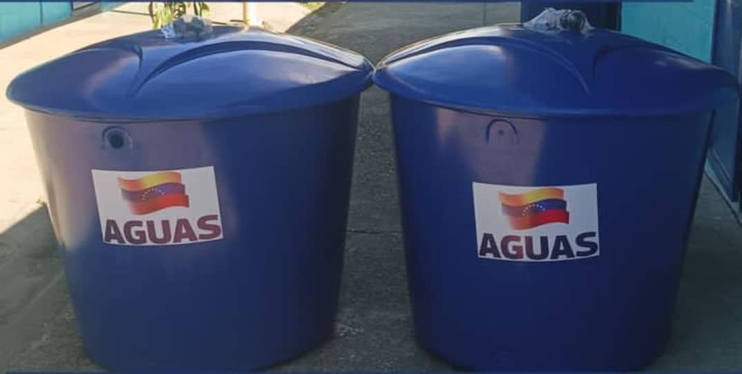 Campamentos transitorios del municipio Brión son dotados con tanques de agua