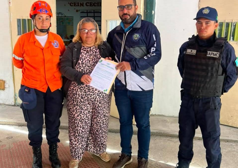 Alcaldía de Carrizal entrega 29 informes técnicos de ingeniería tras inspecciones escolares