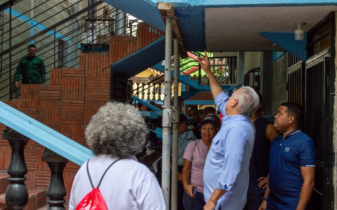 Gobernador Elio Serrano activa plan de reconstrucción para escaleras colapsadas en sector Buena Vista de Guatire
