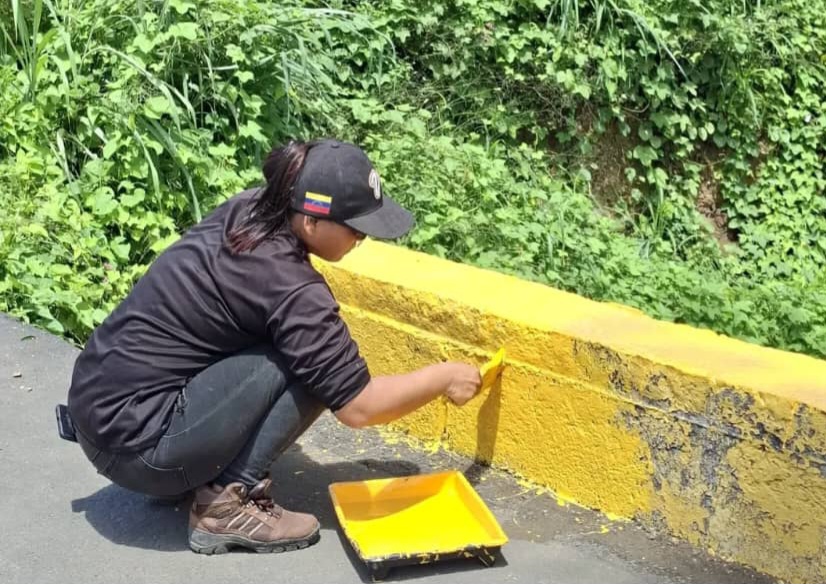 Avanza Plan de Marcado y Señalización Vial en vías de Simón Bolívar