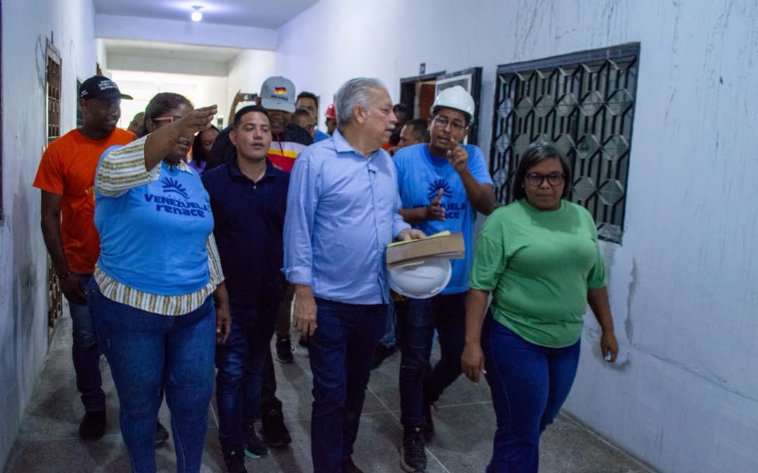 Inician labores de reparación en 102 inmuebles de Tacarigua tras sismos del 24J