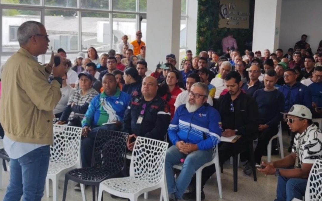 Capacitan a más de 200 profesionales en evaluación rápida de edificaciones para atender zonas afectadas por terremotos