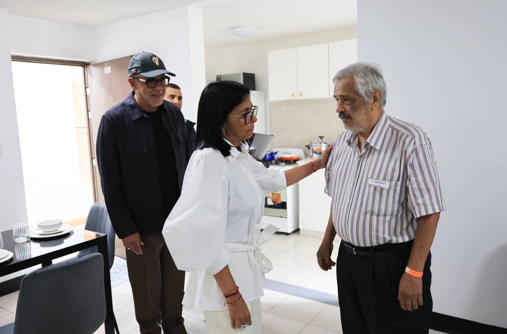 Gobierno Bolivariano adjudicó 200 viviendas nuevas a familias afectadas por los terremotos del 24 de junio