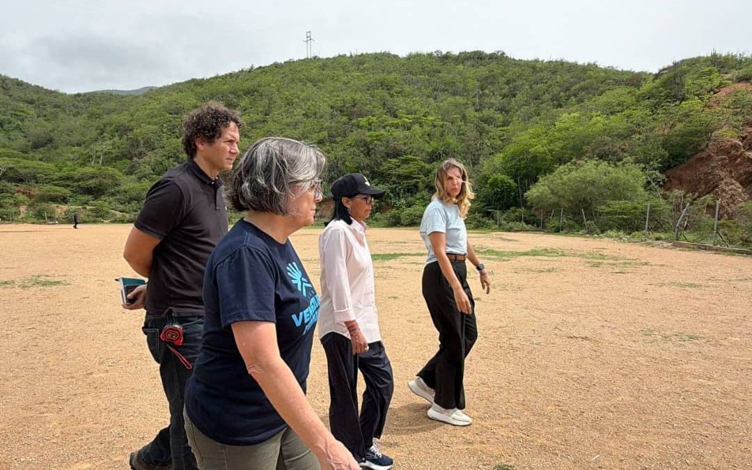 Presidenta Delcy Rodríguez inspecciona terrenos en La Guaira para la construcción de 25 mil viviendas antisísmicas