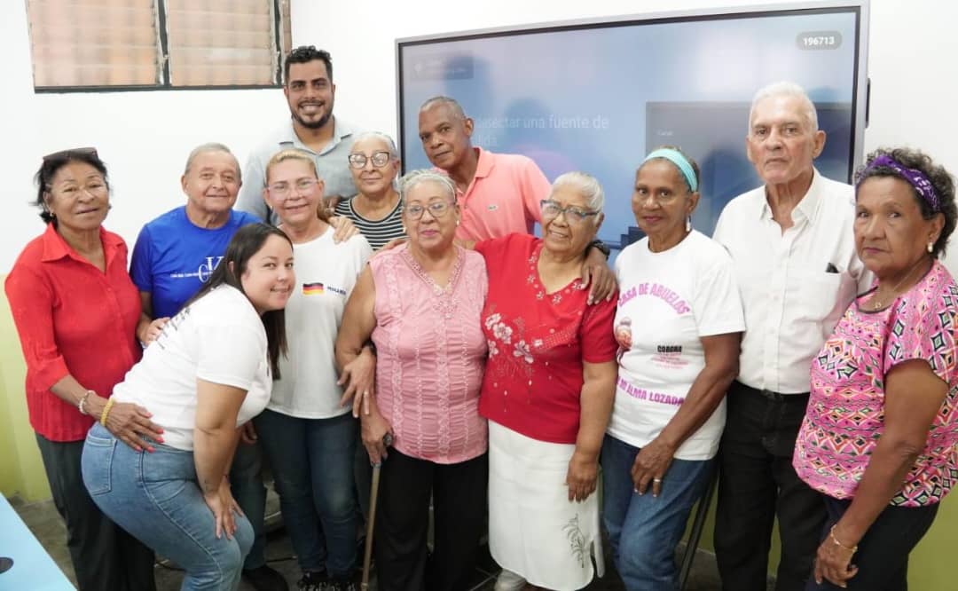 Miranda fortalece la inclusión digital de adultos mayores con programa formativo Paseo Tecno-Cultural