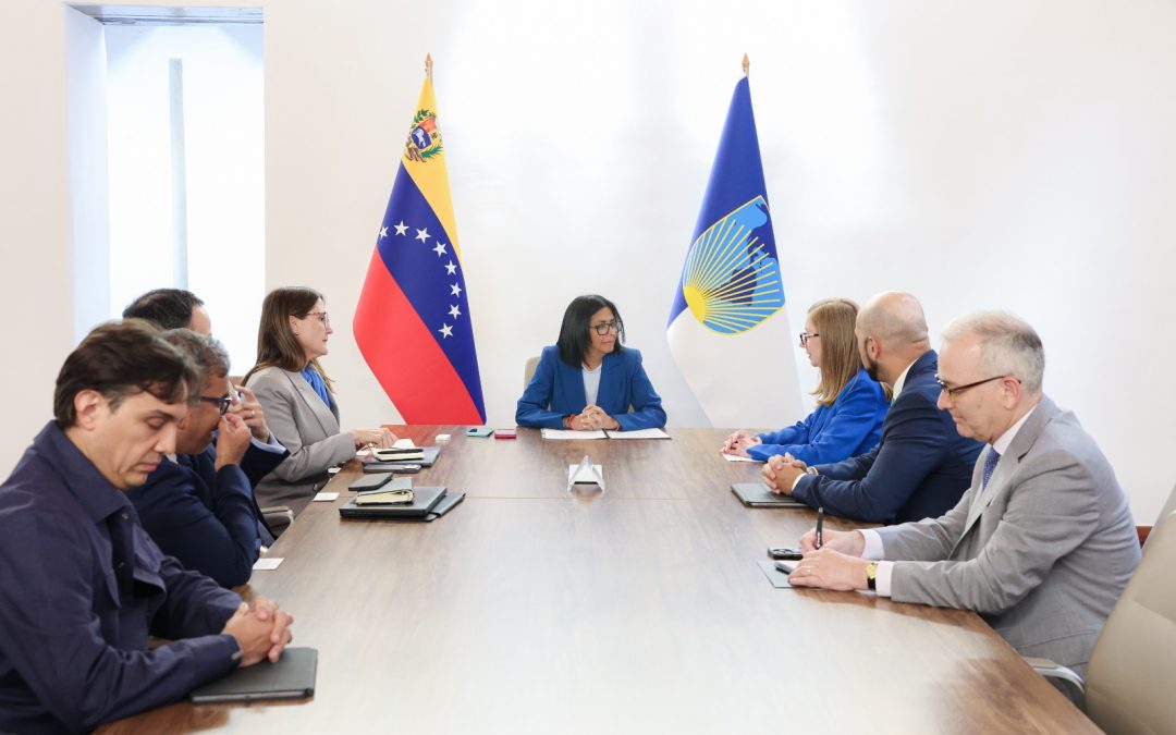 Venezuela y el BID reactivan agenda financiera para canalizar recursos tras el doble terremoto