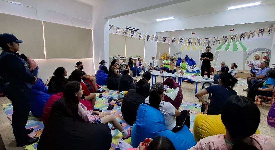 Manifestación patrimonial del Niño Jesús llevó alegría a familias del campamento transitorio Libertador en Chacao