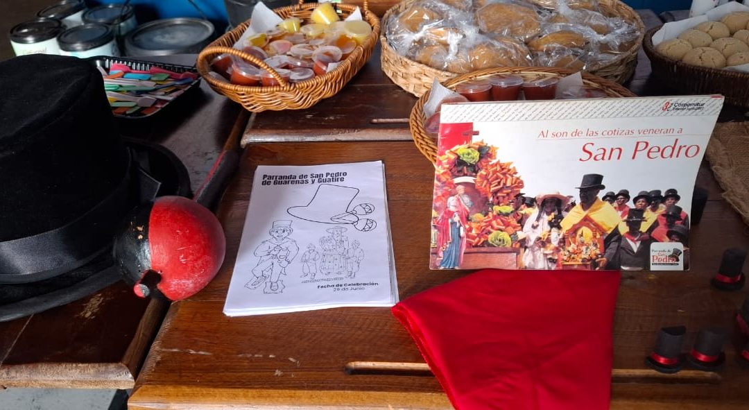 Portadores de la Parranda de San Pedro de Guarenas y Guatire llevan tradiciones a familias en las Las Clavellinas