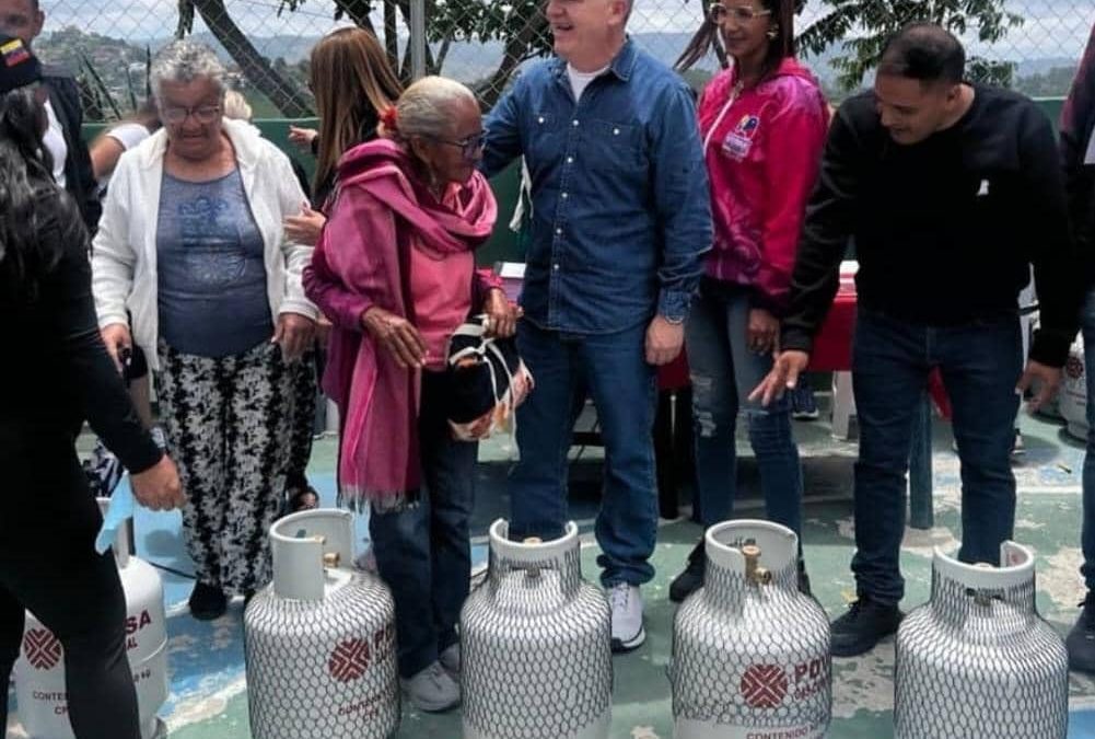 Arribaron 200 nuevos cilindros de gas doméstico a Circuito Comunal Tierras de Guaicapuro