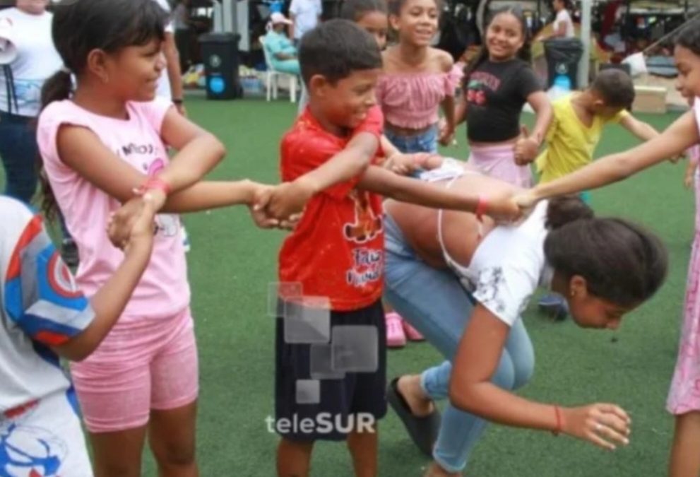 Más de 128.000 familias afectadas por terremotos son atendidas por autoridades