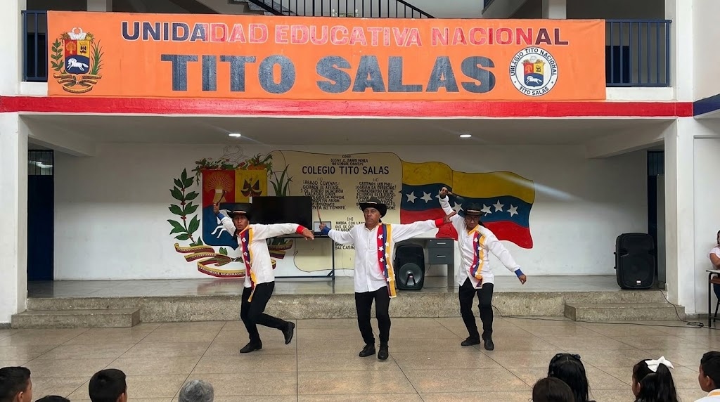 Ruta de la Esperanza lleva arte y alegría al Campamento Transitorio Tito Salas de Baruta