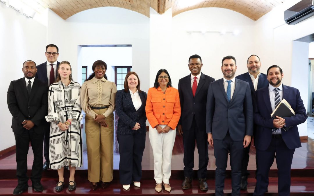 Presidenta Delcy Rodríguez evalúa alianzas de inversión en hidrocarburos con la Cámara Africana de Energía