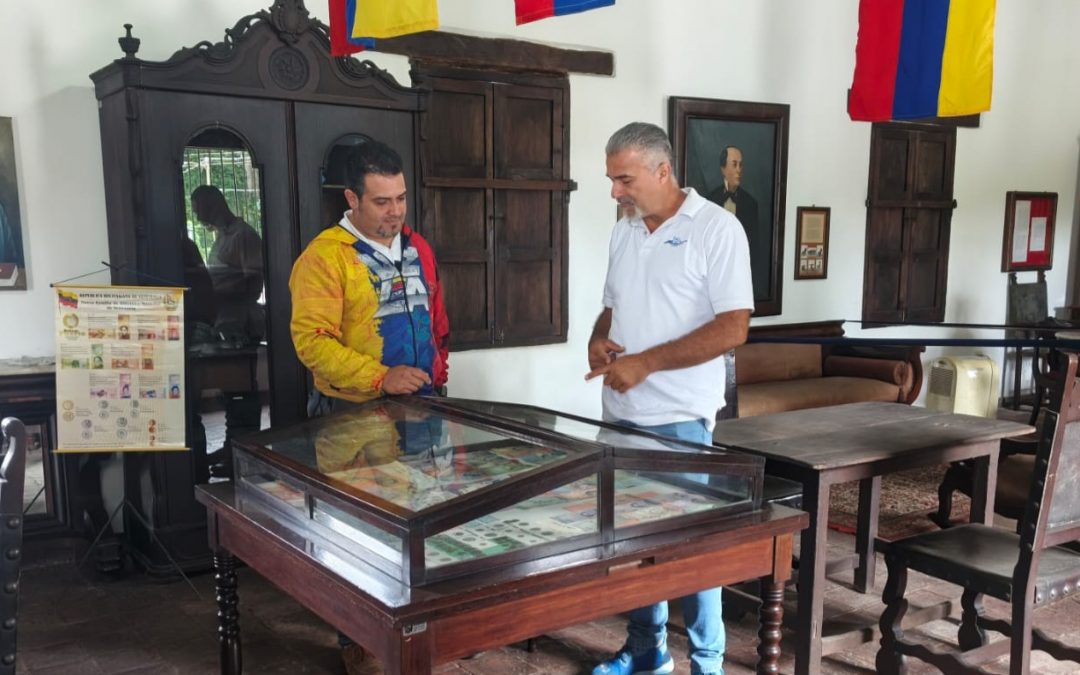 Casa Museo Cecilio Acosta inaugura muestra documental de la Bandera y la Numismática Venezolana