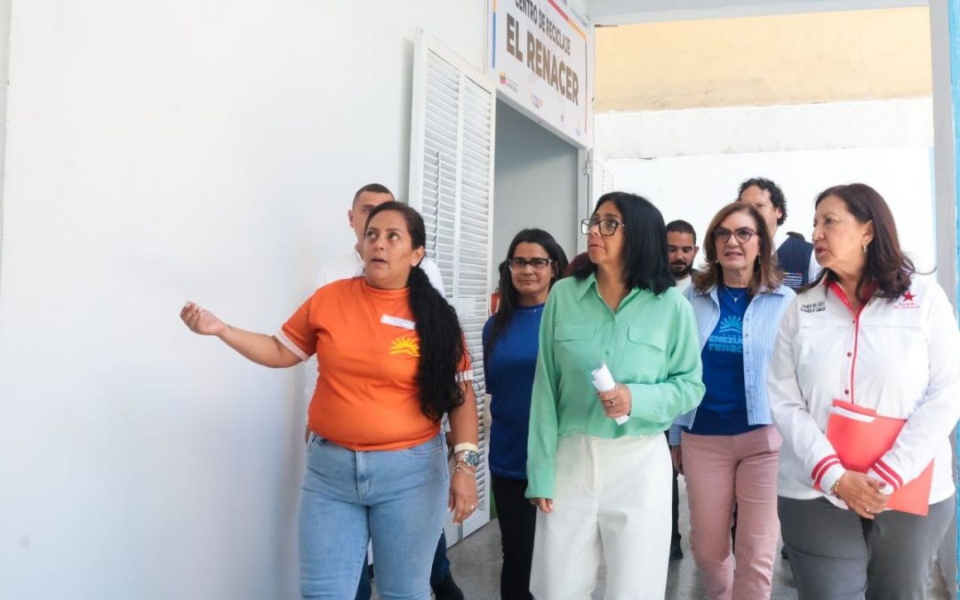 Presidenta Rodríguez entregó viviendas recuperadas en Santa Rosalía tras el doble sismo