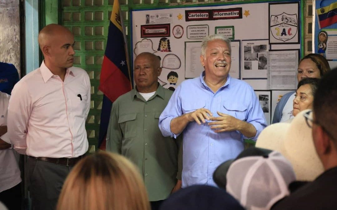 Ministro Héctor Rodríguez y gobernador Elio Serrano inspeccionaron rehabilitación de la U.E.N. José Antonio Calcaño en Caucagüita