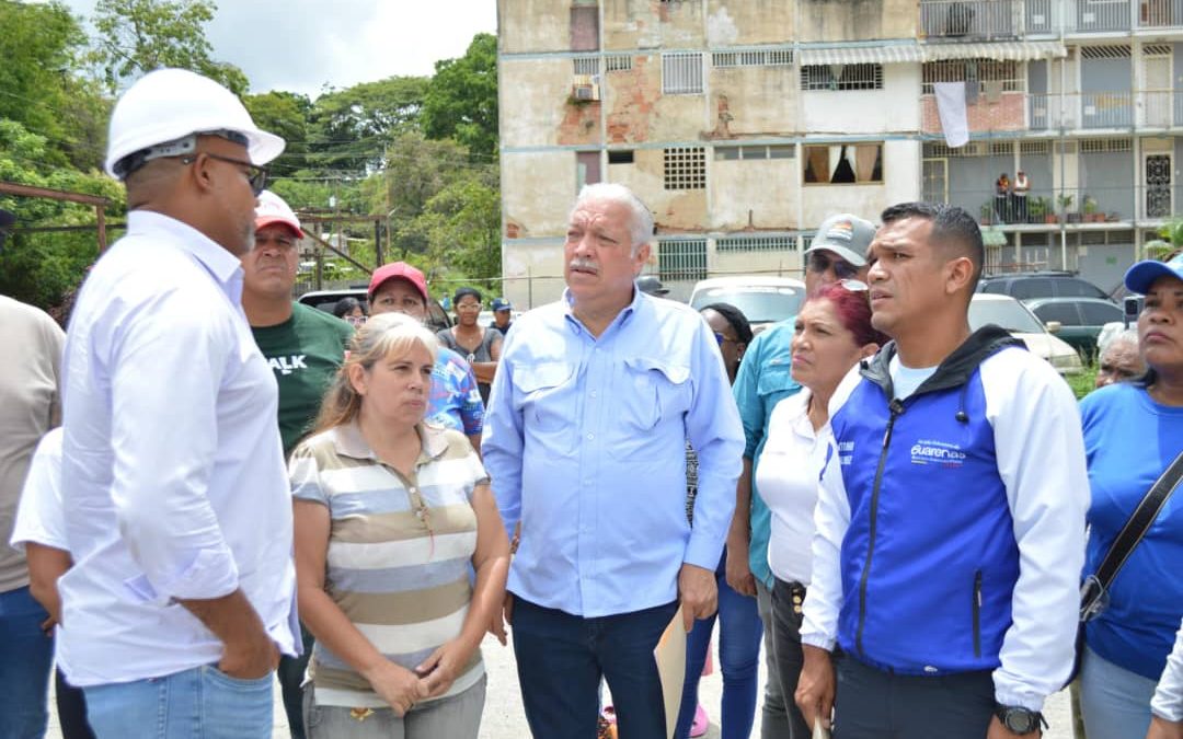 Autoridades de Miranda y Plaza inspeccionan edificios comprometidos de Vicente Emilio Sojo de Guarenas