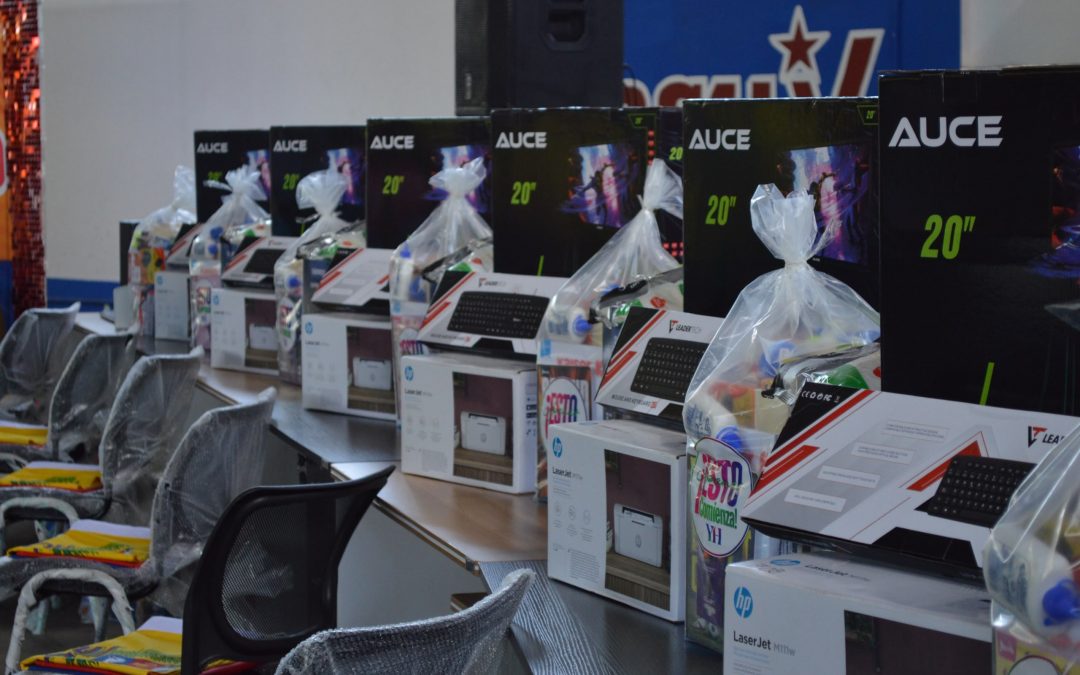 Dotan con equipos tecnológicos a 22 salas de autogobierno de Cristóbal Rojas