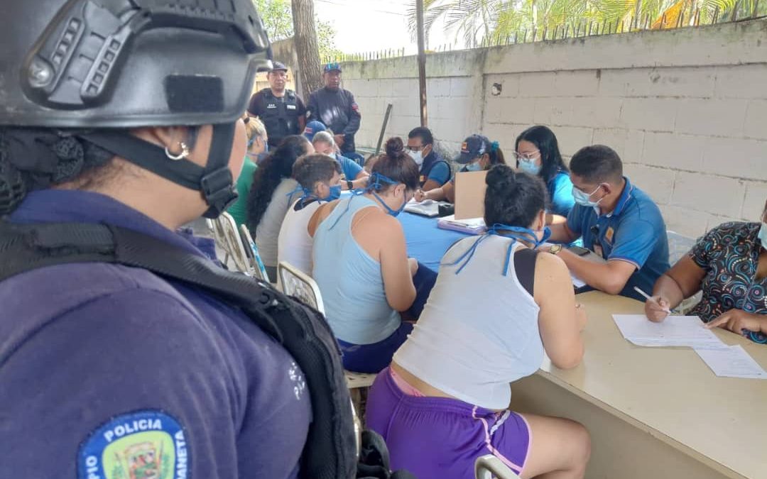 Operativo médico beneficia a privados de libertad de la Policía Municipal de Cúa