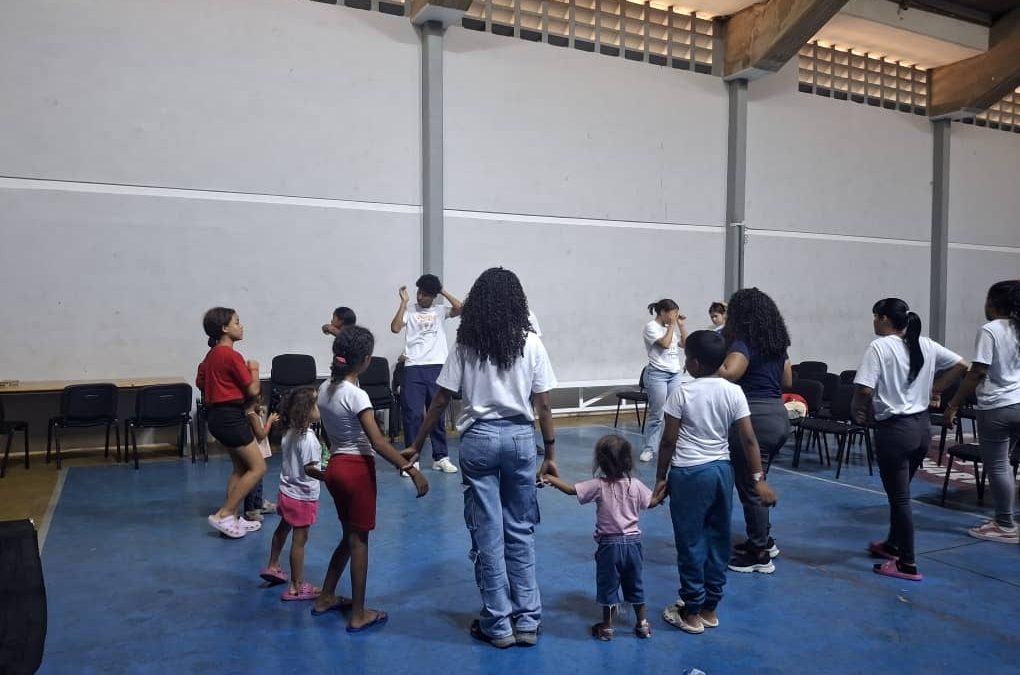La “Ruta de la Esperanza” impulsó taller de danza tradicional en la E.T.I. Leonardo Infante