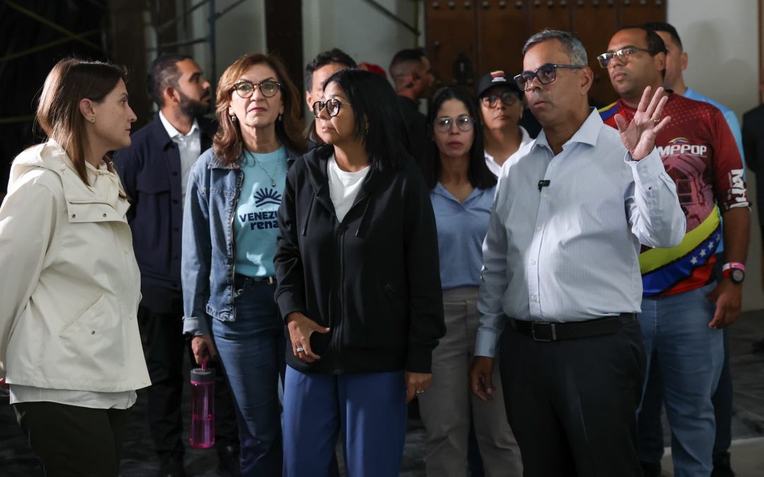 Presidenta Delcy Rodríguez inspeccionó trabajos de rehabilitación en el Panteón Nacional