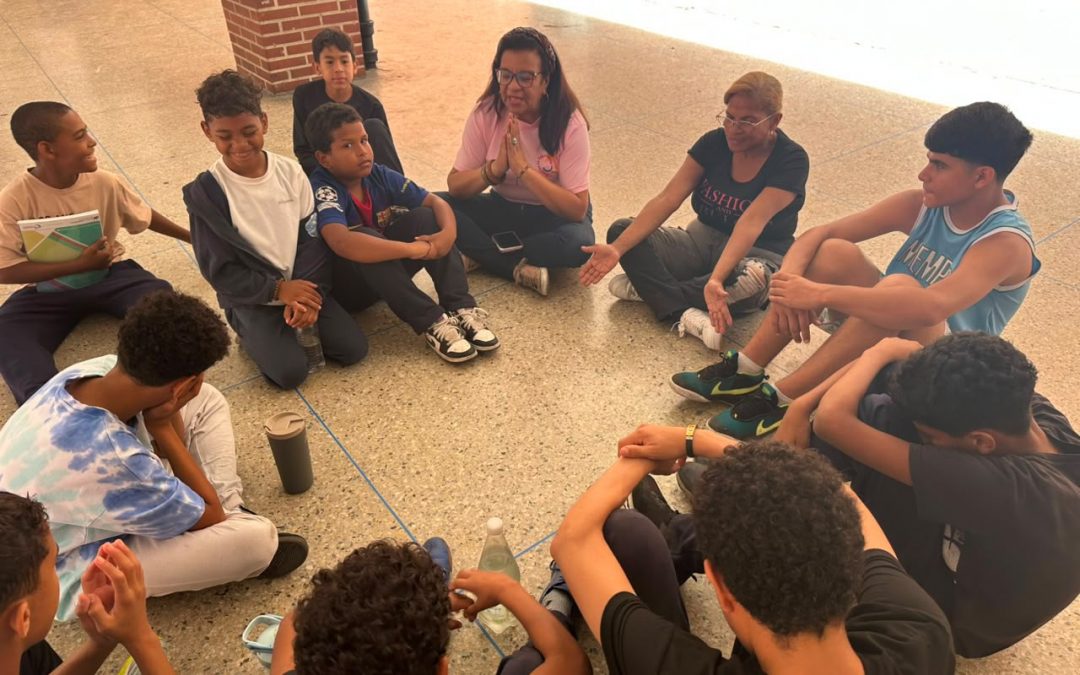 Plan Venezuela Ríe 2026 y Ruta de la Esperanza llevaron cultura y arte a familias en Chacao