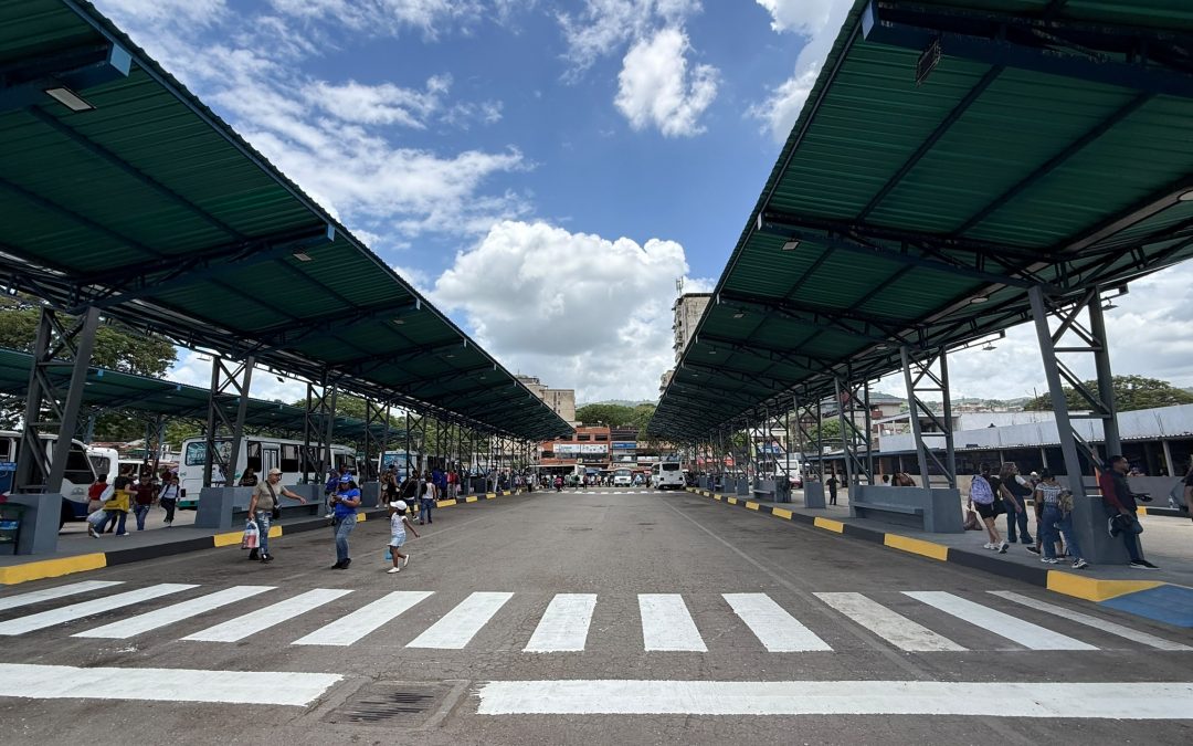 Entregan segunda y tercera fase del terminal Don Simón Rodríguez en Charallave