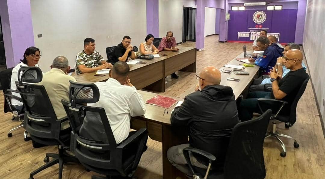 Instalan mesa de trabajo para la primera Ordenanza de Telecomunicaciones en Plaza